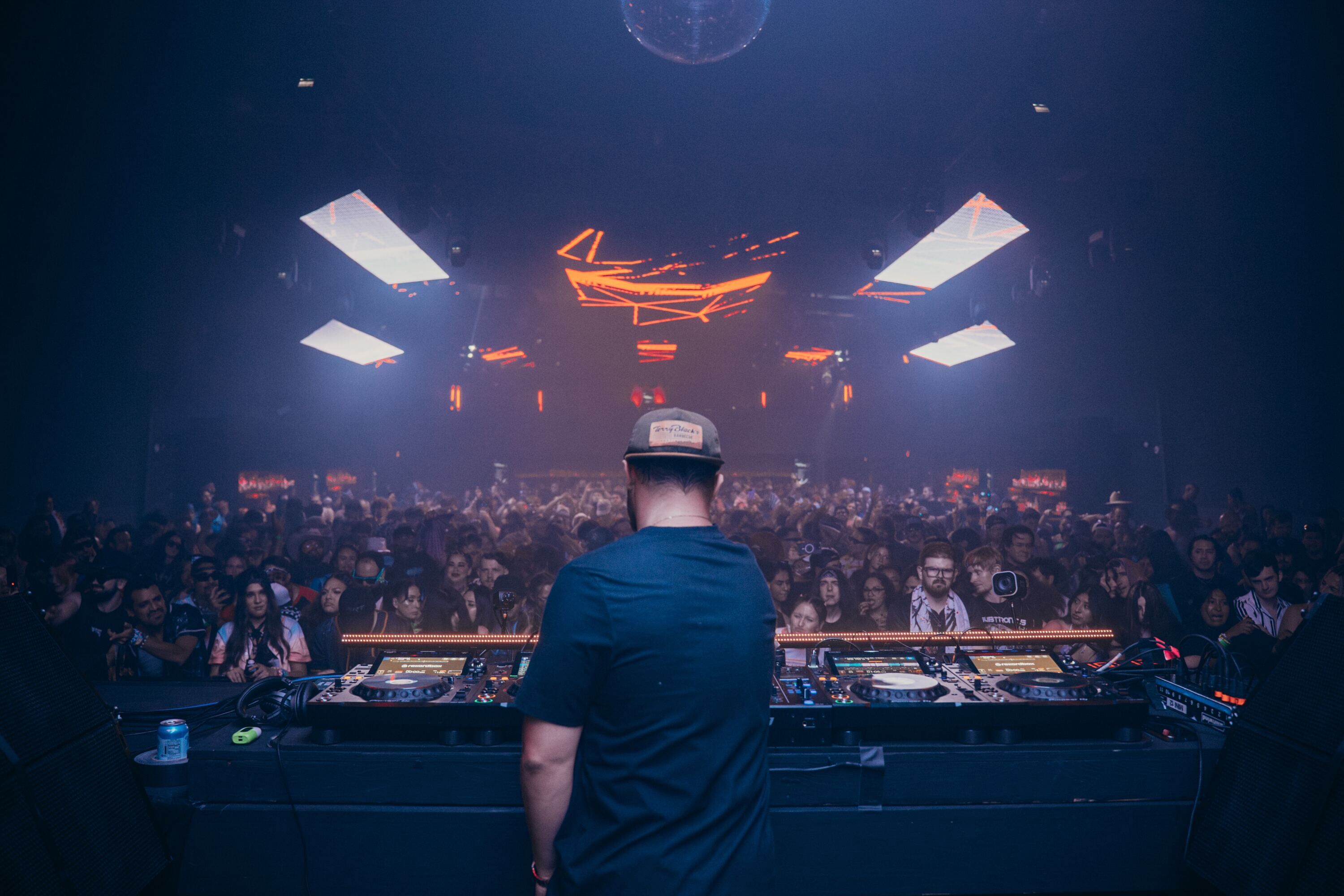 Sullivan King photo 1